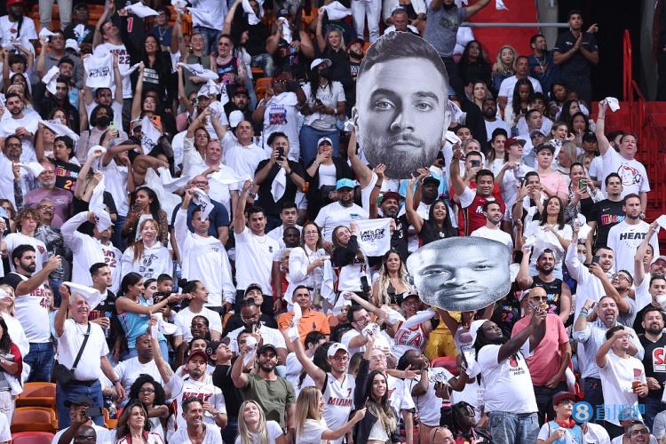 进行定向沟 进行定向沟